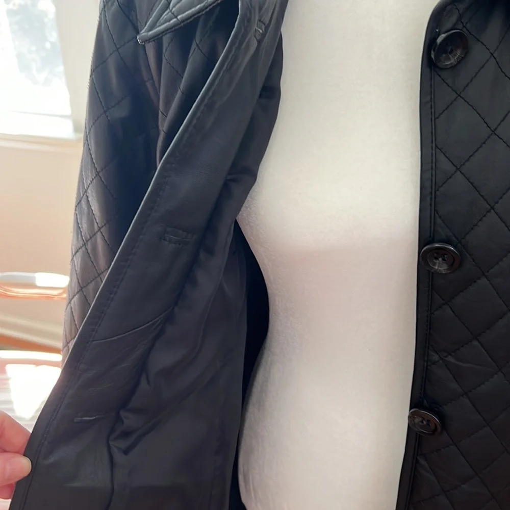 NEIMAN MARCUS quilted jacket - Picture 10 of 13